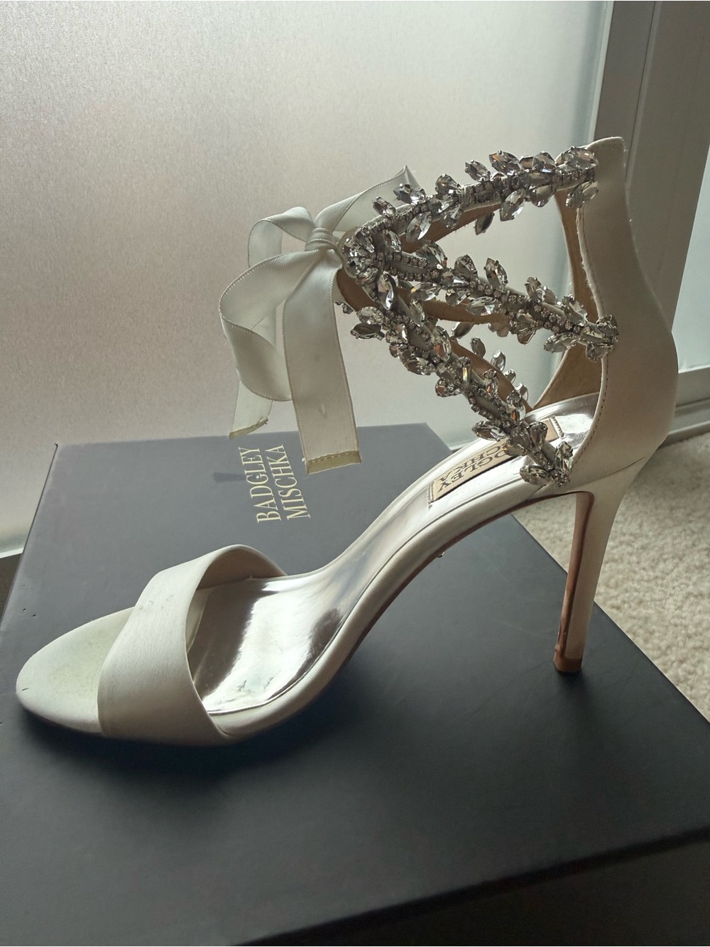 Badgley Mischka Ivory Satin Jeweled Ankle-Strap Heel size 6.5. Worn once.